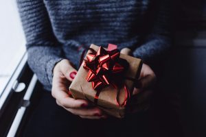 Read more about the article Regali Personalizzati: la psicologia dell’unicità che fa sentire speciali