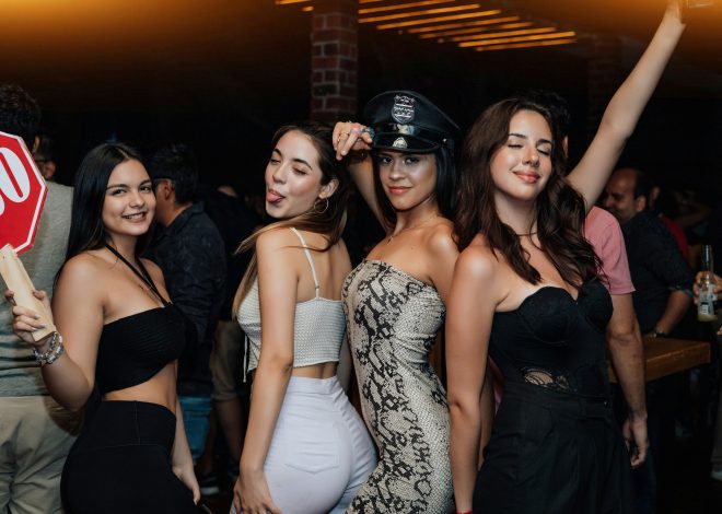 36 frasi per il Galentine’s Day e idee regalo