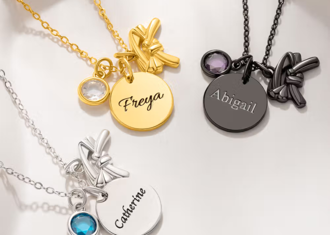 Celebra i tuoi traguardi: la collana personalizzata con nome e cintura nera di arti marziali