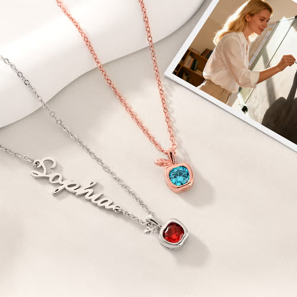 Regalo perfetto con la collana a forma di mela personalizzata
