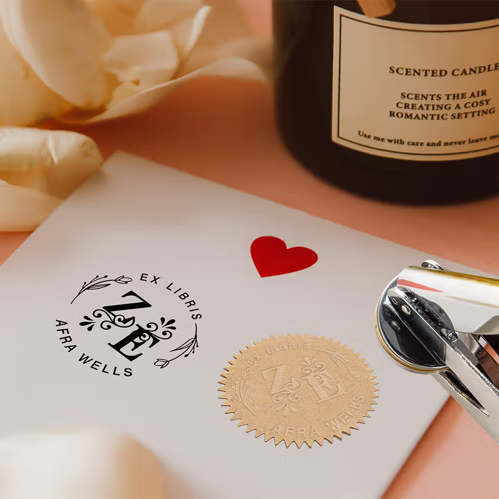 Rendi unica la tua collezione letteraria con un tocco di eleganza