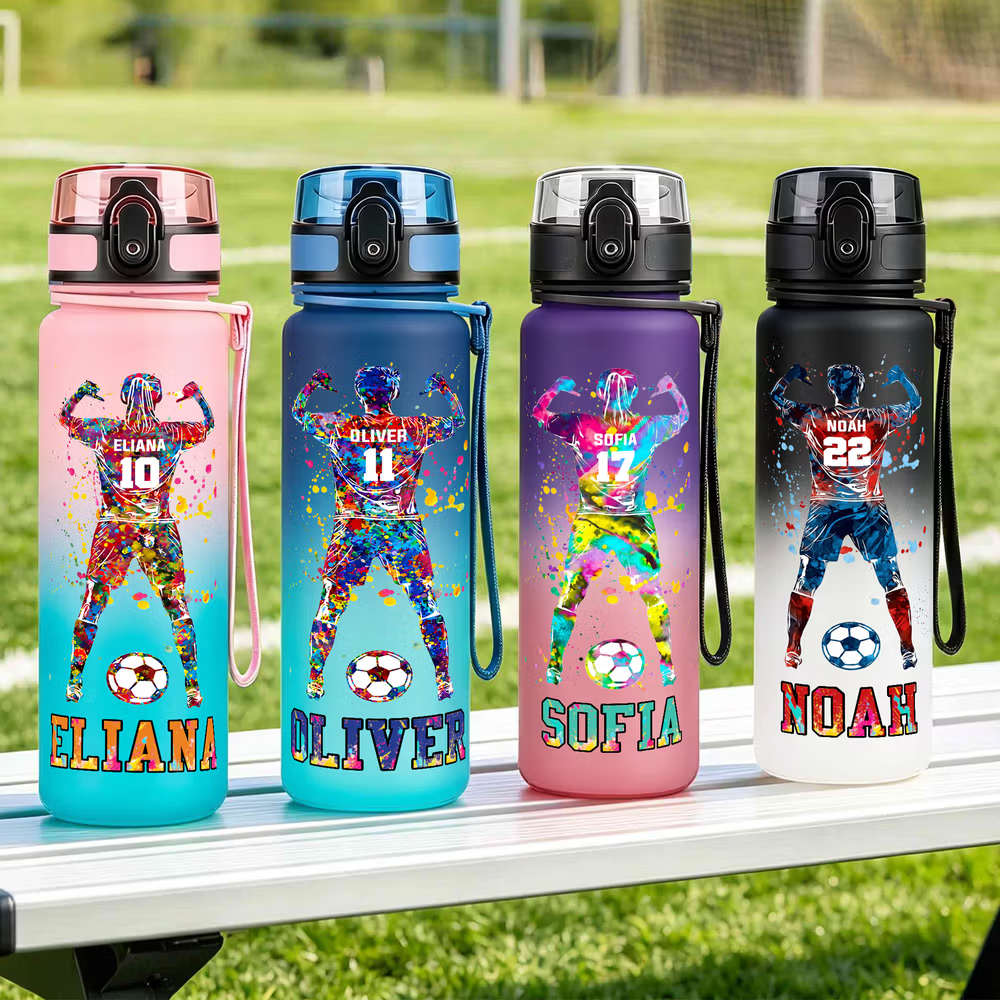 Borraccia sportiva personalizzata con silhouette di calciatore e nome