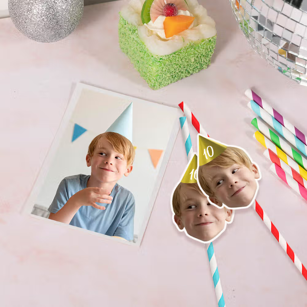 Cannucce di carta personalizzate con foto per feste divertenti